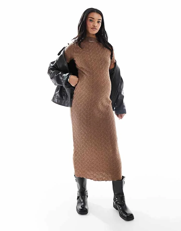 Mama.licious Mamalicious Textured Jersey Midi Dress With Lettuce Edge In Brown For Women Brown Lentil - Image 5